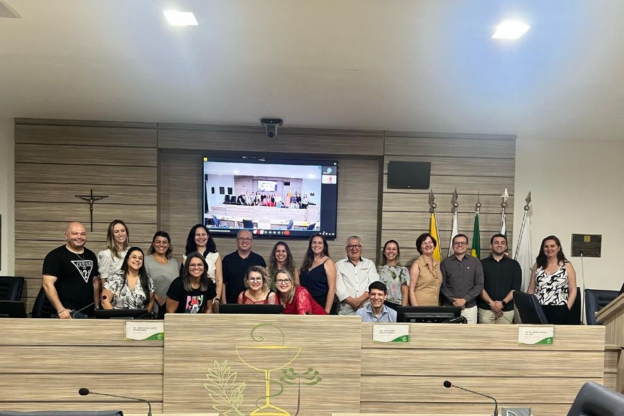 reuniao-com-a-diretoria-do-crf-pr-reune-liderancas-farmaceuticas-em-curitiba